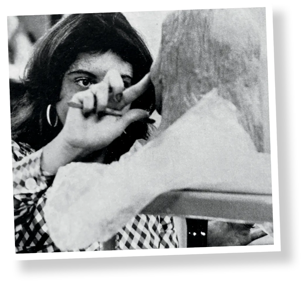 Dotsie (Freni) Parker ’77 works on a sculpture while an undergrad at UNH.